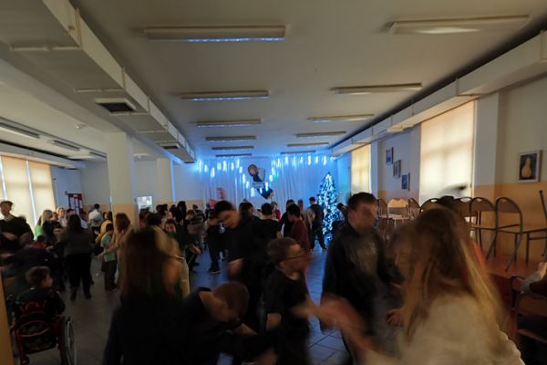 Choinka w Ośrodku Szkolno-Wychowawczym