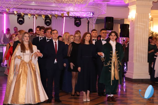 Studniówka - klikniecie na zdjęcie spowoduje powiekszęnie Studniówka