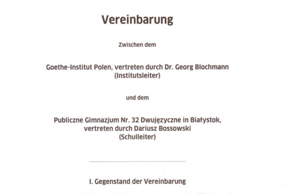 Kliknięcie spowoduje powiększenie zdjęcia Zdjęcie przedstawiające umowę PASCH w języku niemieckim - strona 1