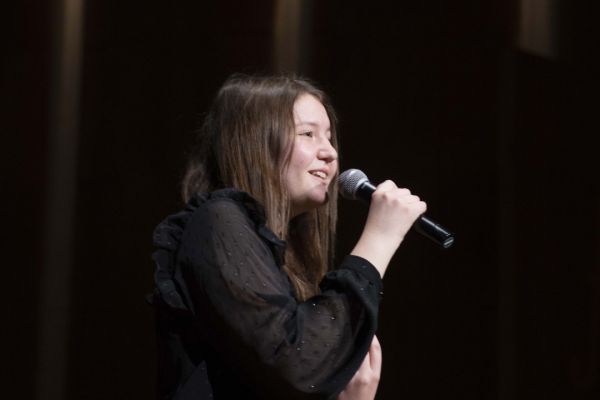 Uczestnicy przesłuchań festiwalowych - kliknięcie spowoduje powiększenie zdjęcia Uczestnicy przesłuchań festiwalowych