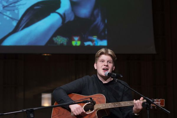 Uczestnicy przesłuchań festiwalowych - kliknięcie spowoduje powiększenie zdjęcia Uczestnicy przesłuchań festiwalowych