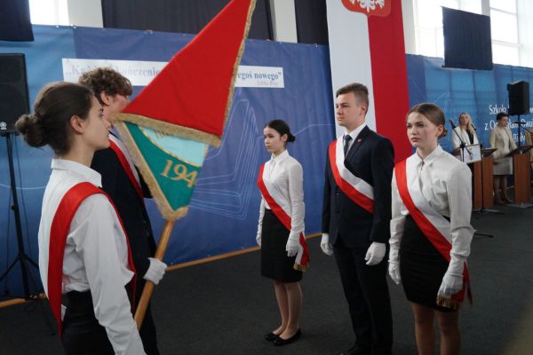 Przekazanie sztandaru