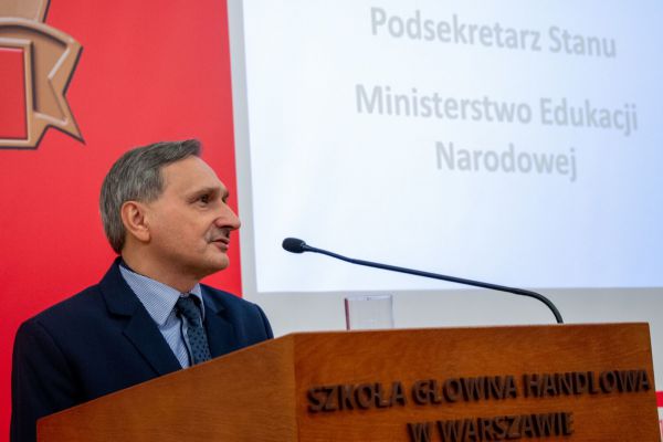 Przemówienie przed ogłoszeniem wyników