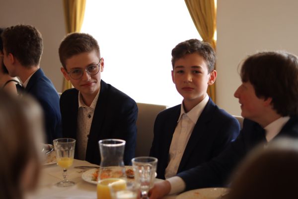 Bal ósmoklasisty '2023 - kliknięcie spowoduje powiększenie zdjęcia Bal ósmoklasisty '2023