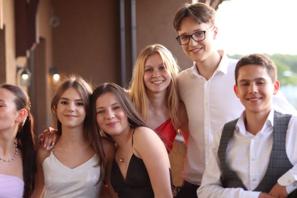 Bal ósmoklasisty '2023 - kliknięcie spowoduje powiększenie zdjęcia Bal ósmoklasisty '2023