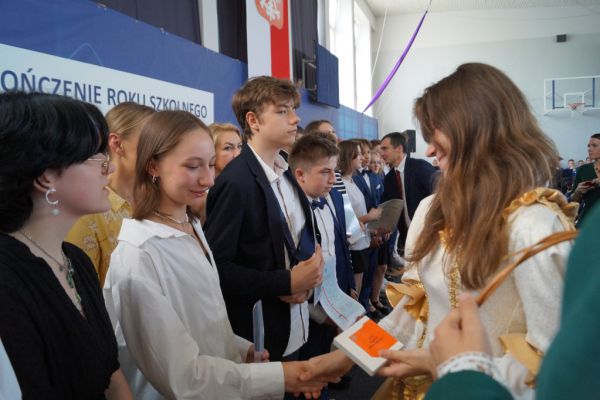 Zakończenie roku szkolnego w klasach ósmych