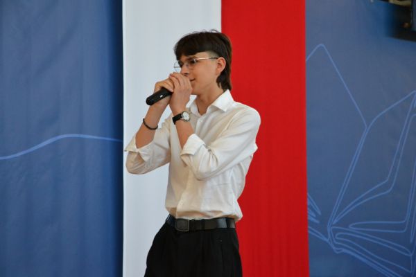 Zakończenie roku szkolnego 2022/2023 w II Liceum Ogólnokształcącym - kliknięcie spowoduje powiększenie zdjęcia Zakończenie roku szkolnego 2022/2023 w II Liceum Ogólnokształcącym