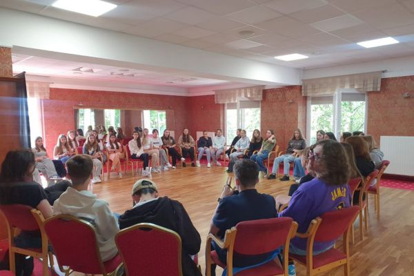 Integracja klas pierwszych - kliknięcie spowoduje powiększenie zdjęcia Integracja klas pierwszych