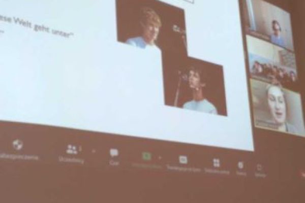 Warsztaty, prezentacja na rzutniku