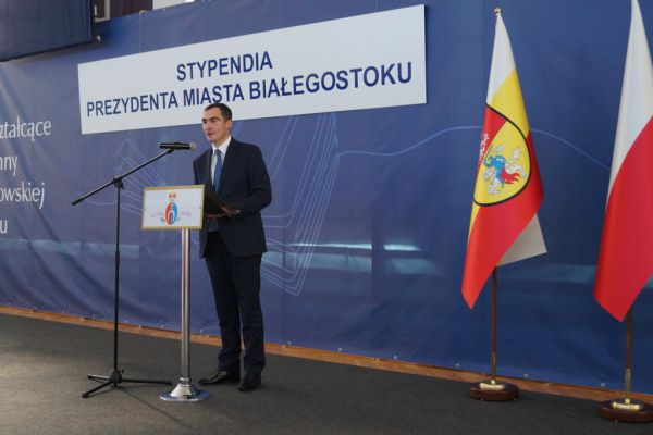 Pan Dyrektor Dariusz Bossowski