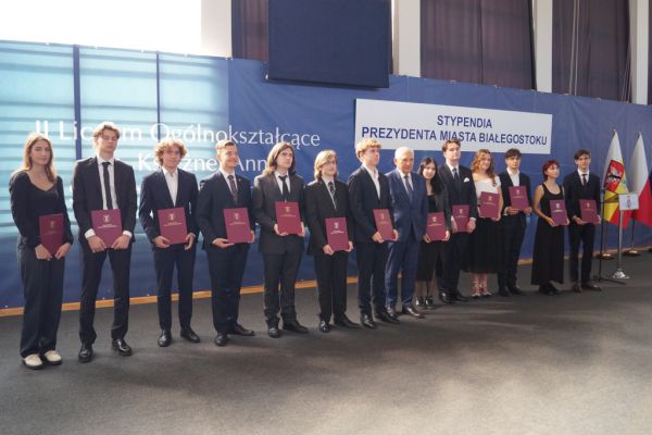 Uroczystość wręczenia astypendiów Prezydenta Miasta Białegostoku