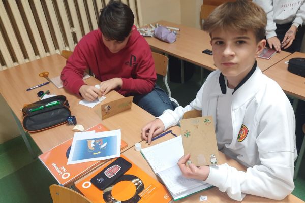 Wymiana kartek - kliknięcie na zdjęcie spowoduje powiększenie Wymiana kartek