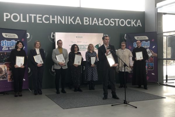 Ranking Wojewódzki Liceów i Techników 2024- kliknięcie spowoduje powiększenie zdjęcia Ranking Wojewódzki Liceów i Techników 2024