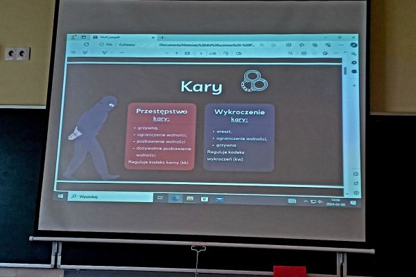 Prelekcja Pani A. Pietrasz - kliknięcie spowoduje powiększenie zdjęcia Prelekcja Pani A. Pietrasz