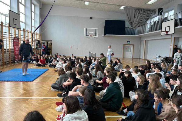 Targi Aktywności w ramach Olimpiady Praktycznej Zwolnieni z Teorii