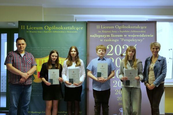 LAUREACI KONKURSU SCHWARZ-ROT-GOLD 2024