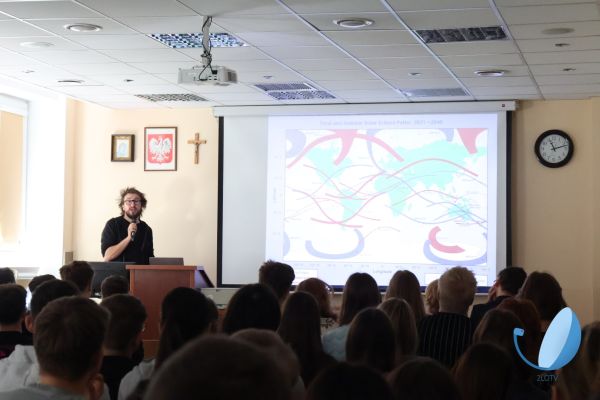 W pogoni za cieniem. Opowieść łowcy zaćmień