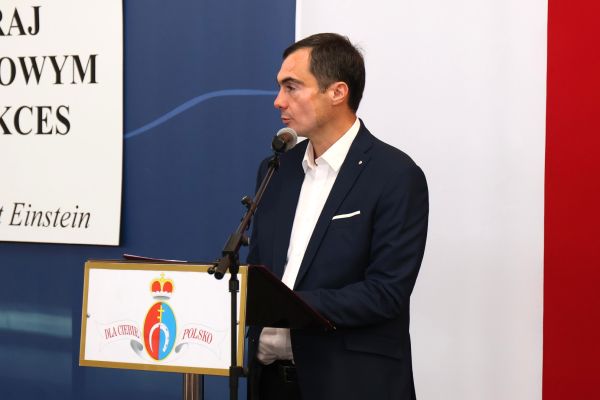 Rozpoczęcie roku 2024-2025 klasy 1-4 - kliknięcie spowoduje powiększenie zdjęcia