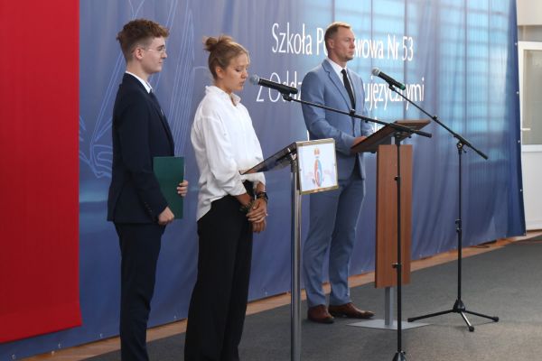 Rozpoczęcie roku 2024-2025 klasy 1-4 - kliknięcie spowoduje powiększenie zdjęcia