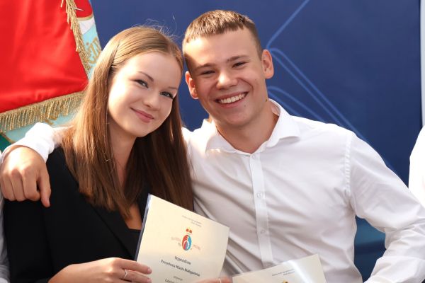 Rozpoczęcie roku 2024-2025 klasy 1-4 - kliknięcie spowoduje powiększenie zdjęcia