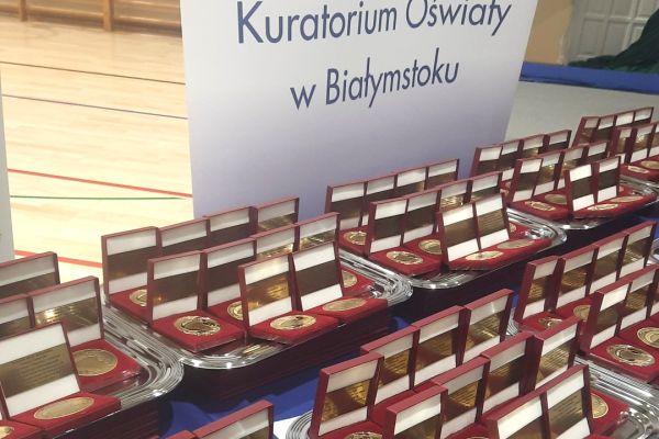 Uroczystość wręczenia Medali Diligentiae – za pilność - kliknięcie spowoduje powiększenie zdjęcia