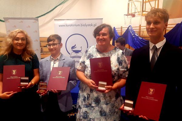 Uroczystość wręczenia Medali Diligentiae – za pilność - kliknięcie spowoduje powiększenie zdjęcia