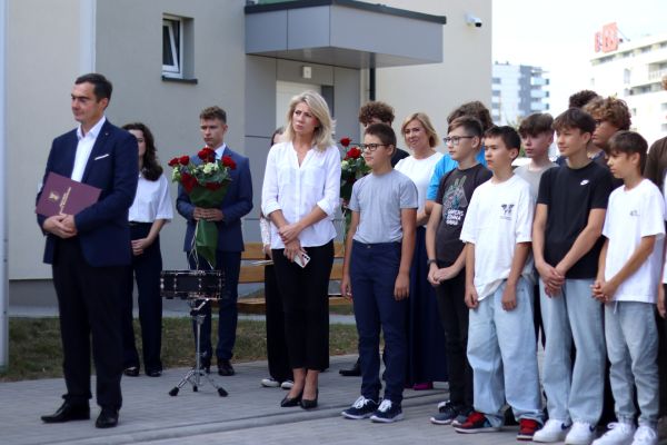 Uroczyste otwarcie nowej części szkoły - kliknięcie spowoduje powiększenie zdjęcia