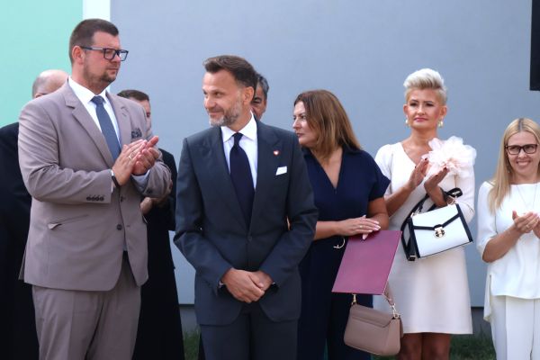 Uroczyste otwarcie nowej części szkoły - kliknięcie spowoduje powiększenie zdjęcia