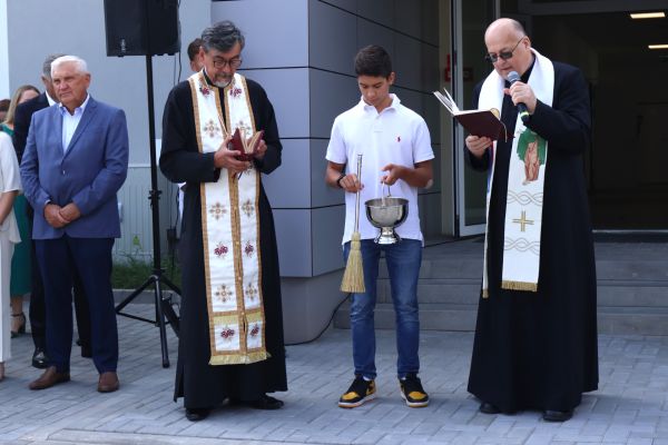 Uroczyste otwarcie nowej części szkoły - kliknięcie spowoduje powiększenie zdjęcia