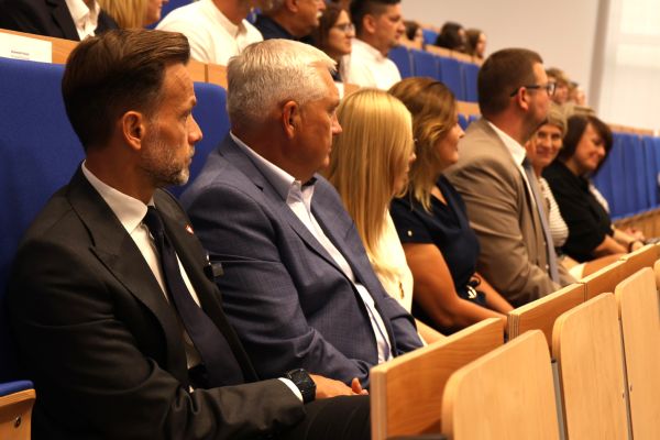 Uroczyste otwarcie nowej części szkoły - kliknięcie spowoduje powiększenie zdjęcia