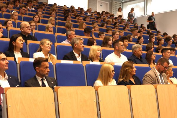 Uroczyste otwarcie nowej części szkoły - kliknięcie spowoduje powiększenie zdjęcia