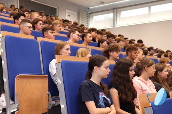 Poznaj mistrza - kliknięcie spowoduje powiększenie zdjęcia