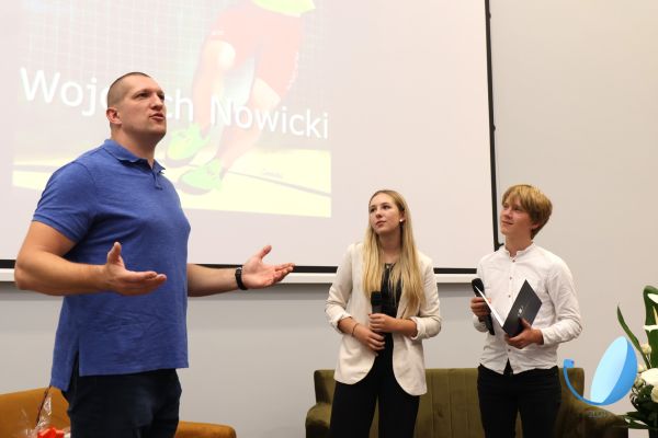 Poznaj mistrza - kliknięcie spowoduje powiększenie zdjęcia