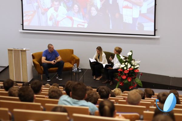 Poznaj mistrza - kliknięcie spowoduje powiększenie zdjęcia