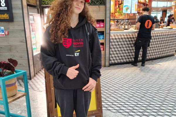 Queen Hedvig Scholarship 2024 - kliknięcie spowoduje powiększenie zdjęcia