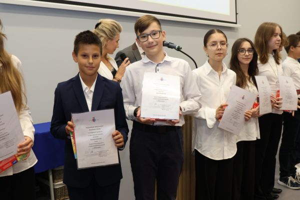 Stypendia Dyrektora Szkoły