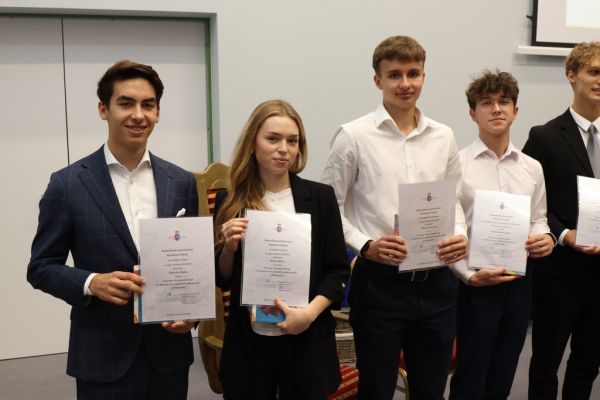 Stypendia Dyrektora Szkoły