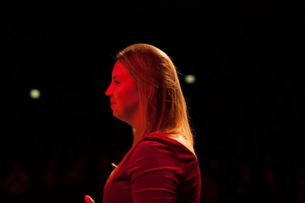 Pani Profesor Aneta Czech