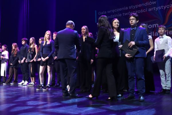 Stypendia artystyczne 2025