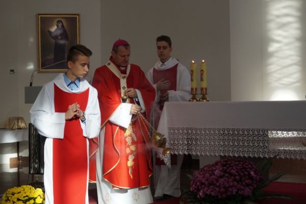 Msza Święta w Kościele- kliknięcie spowoduje powiększenie zdjęcia Msza Święta w Kościele