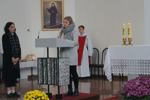 Msza Święta w Kościele- kliknięcie spowoduje powiększenie zdjęcia Msza Święta w Kościele