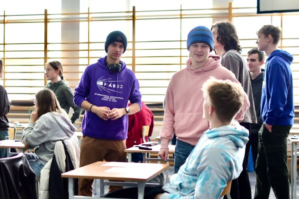 Olimpiada Matematyczna 2025 Olimpiada Matematyczna 2025