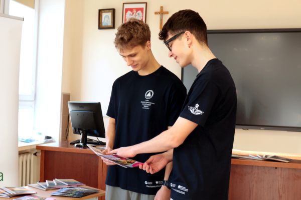 Olimpiada Matematyczna 2025 Dzień 2 Olimpiada Matematyczna 2025 Dzień 2