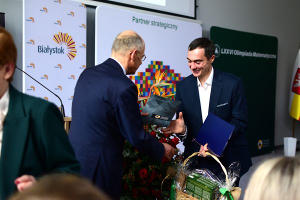 Olimpiada Matematyczna 2025 Dzień IV Olimpiada Matematyczna 2025 Dzień IV