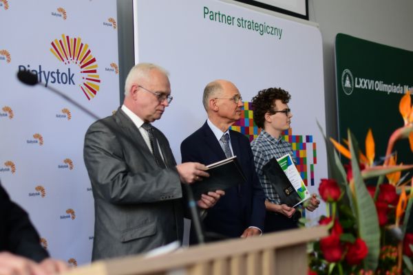 Olimpiada Matematyczna 2025 Dzień IV Olimpiada Matematyczna 2025 Dzień IV