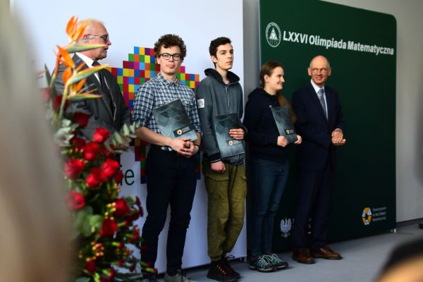 Olimpiada Matematyczna 2025 Dzień IV Olimpiada Matematyczna 2025 Dzień IV