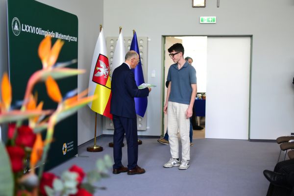 Olimpiada Matematyczna 2025 Dzień IV Olimpiada Matematyczna 2025 Dzień IV