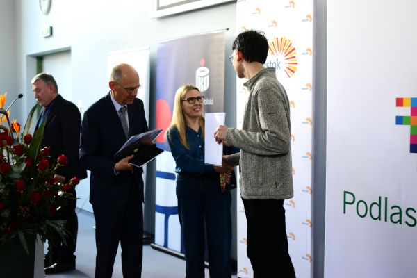 Olimpiada Matematyczna 2025 Dzień IV Olimpiada Matematyczna 2025 Dzień IV