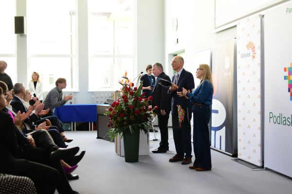 Olimpiada Matematyczna 2025 Dzień IV Olimpiada Matematyczna 2025 Dzień IV