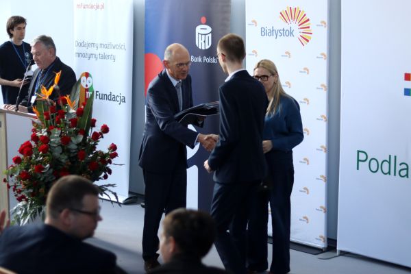 Olimpiada Matematyczna 2025 Dzień IV Olimpiada Matematyczna 2025 Dzień IV